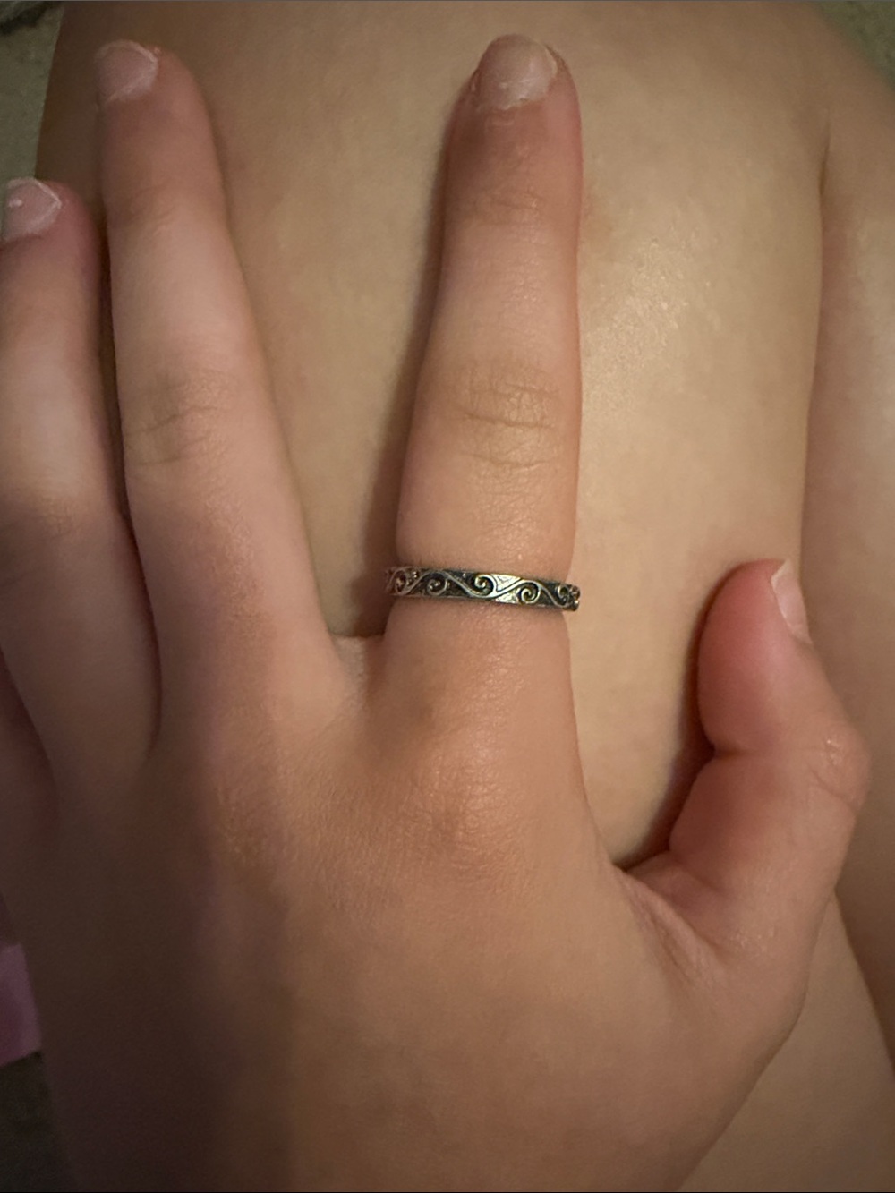 Women's Silver-Tone Scroll Pattern Band Ring - Elegant Everyday Jewelry